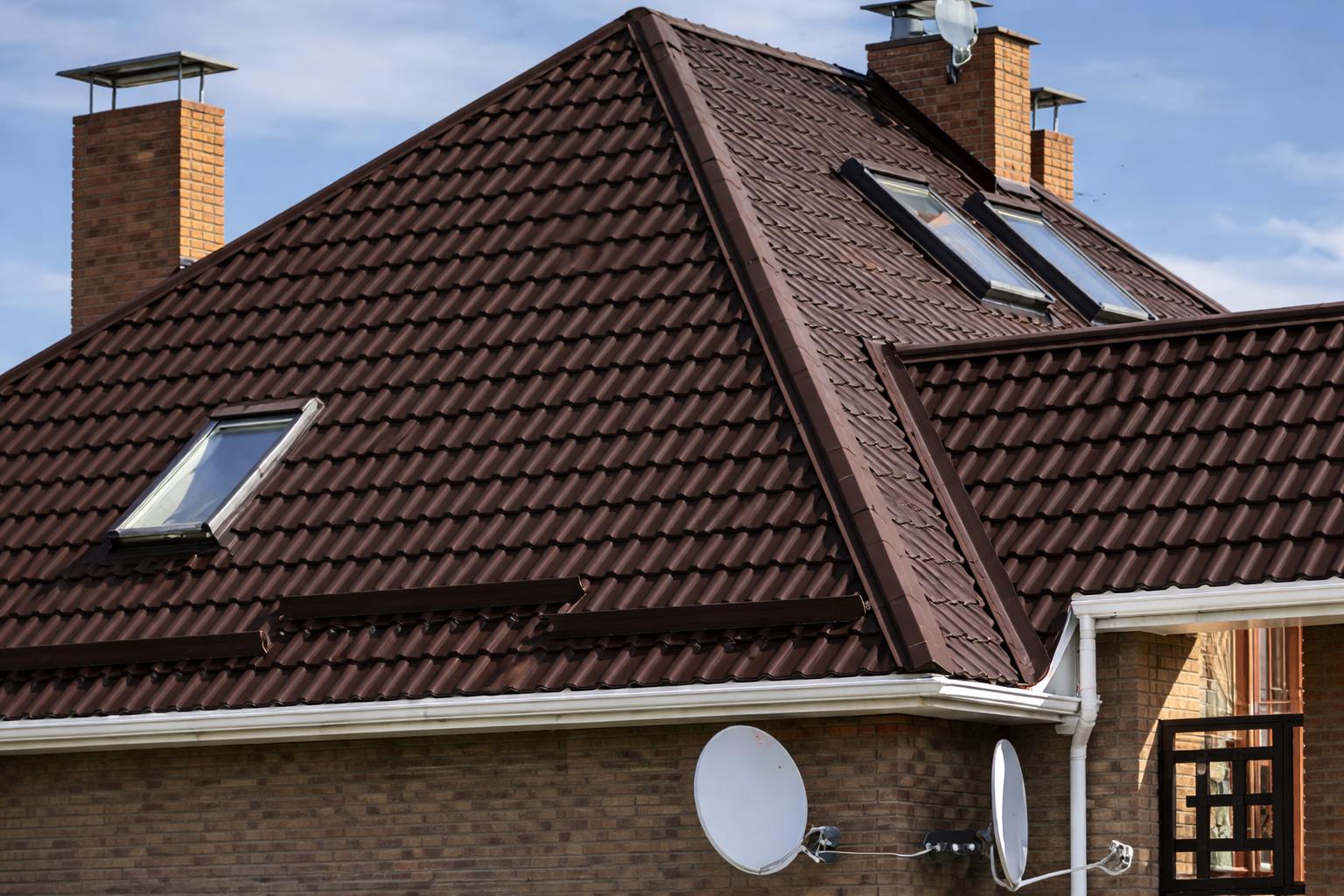 Металлочерепица Ламонтерра XL на кровле частного дома